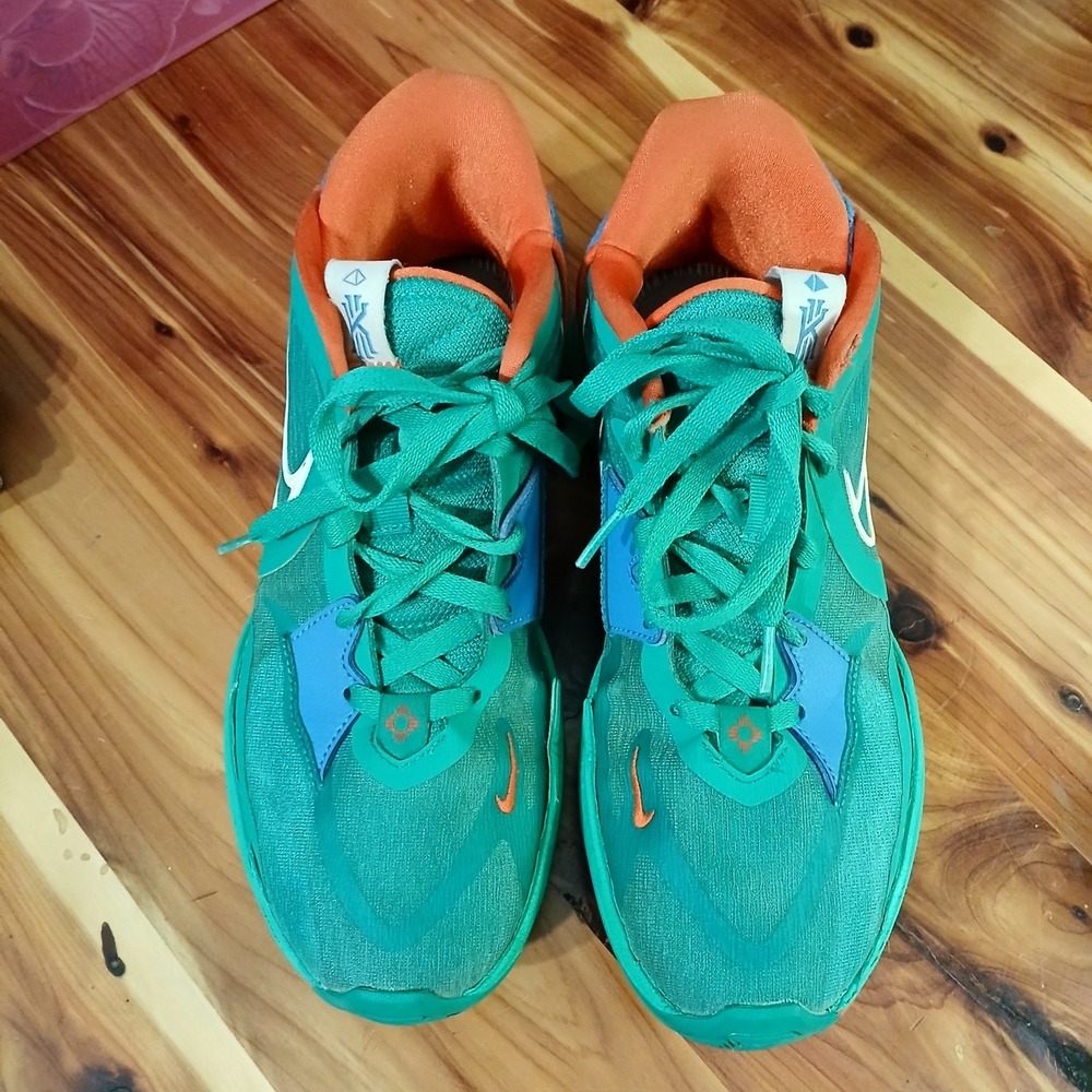 Nike Kyrie 5 Low EYBL Stadium Green / Coconut Milk DX3053-300 Size 9 Rare - Picture 6 of 9
